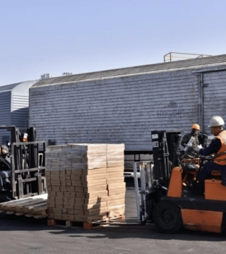 Дальний Восток продолжает увеличивать перевозки рыбы по РЖД