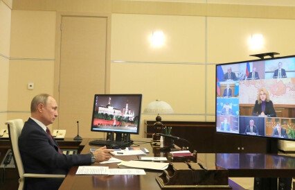 Владимир Путин пообещал позаботиться об арктической природе