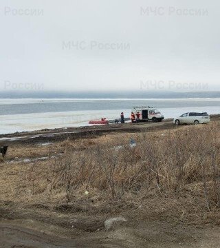 Сахалинские рыбаки-любители не дают спасателям заскучать
