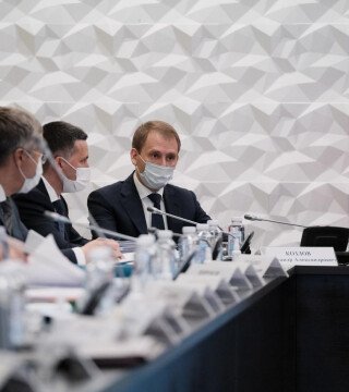 О субсидиях на краболовы рассказали на правкомиссии