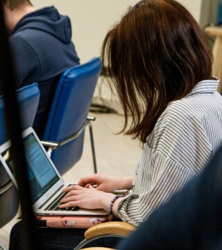 Проверку можно будет обнаружить по QR-коду